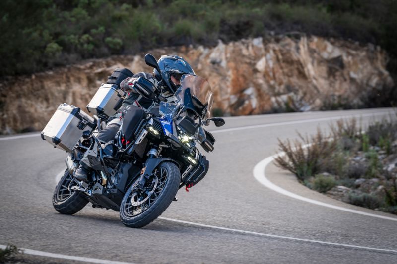 Wunderlich uniRack case carrier for the R 1300 GS Adventure - stainless steel image 8