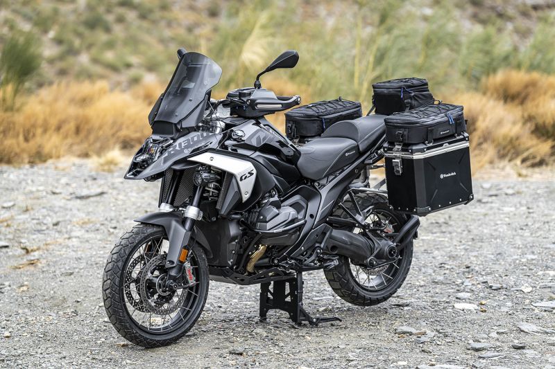 Wunderlich LED Auxiliary light protection grille NANO R 1300 GS - Set - black image 3
