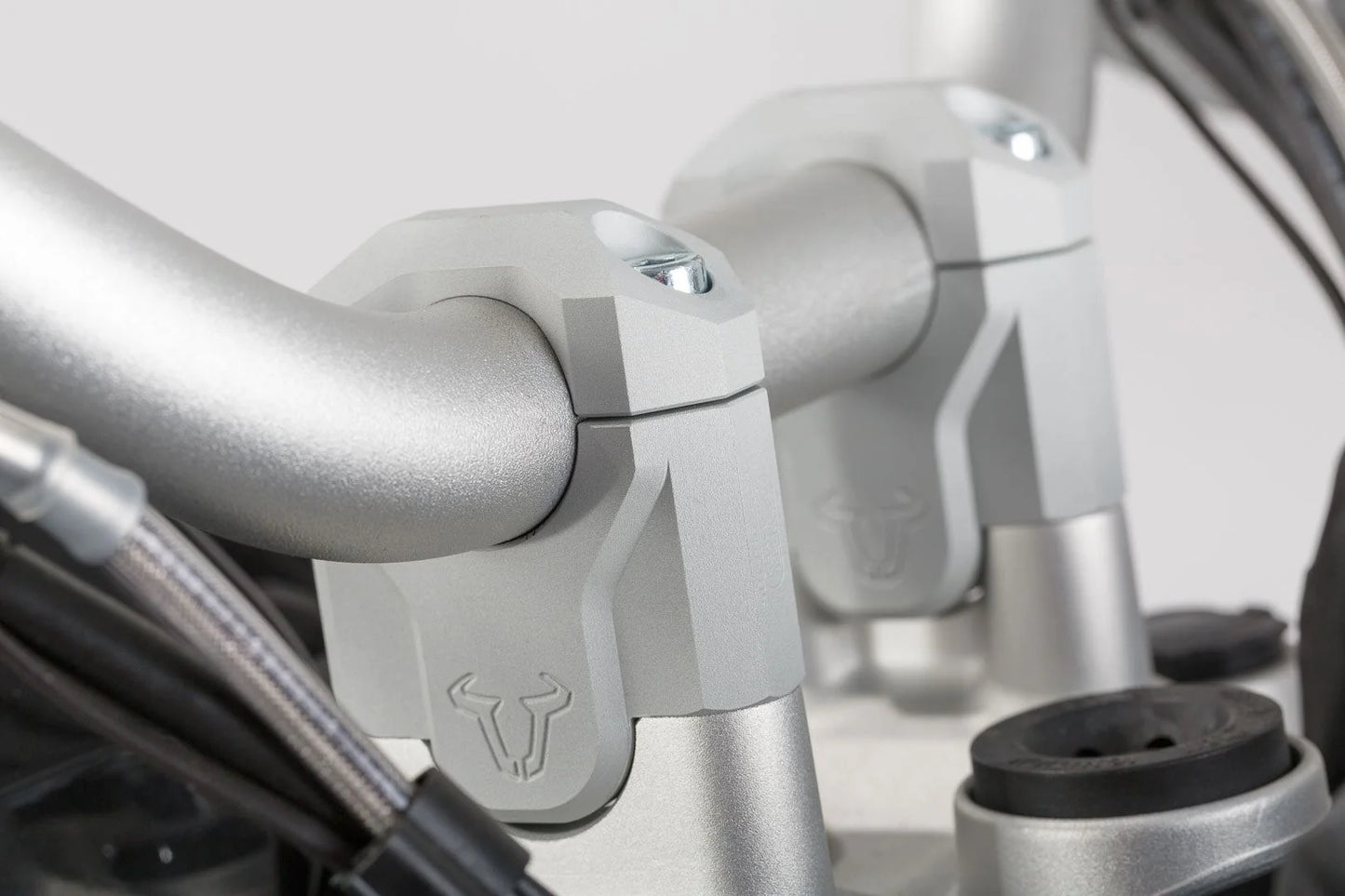 SW-MOTECH Bar riser H=40 mm BMW R1200GS LC  Adv - Silver image 0
