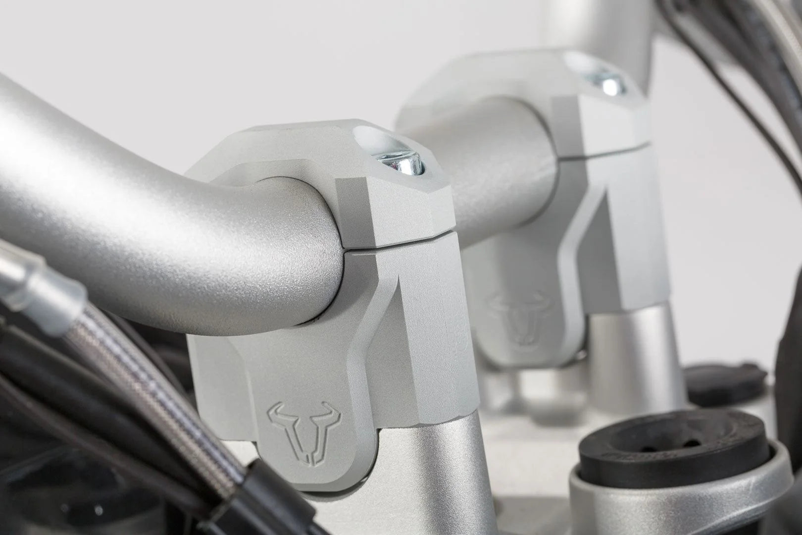 SW-MOTECH Bar riser H=40 mm BMW R1200GS LC  Adv - Silver image 0