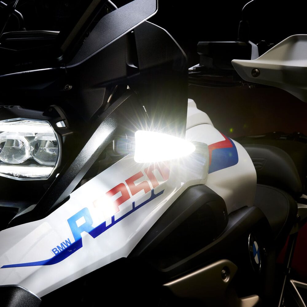 EXTREME EVO Multifunction LED Driving Lights/Indicator Front Kit image 4