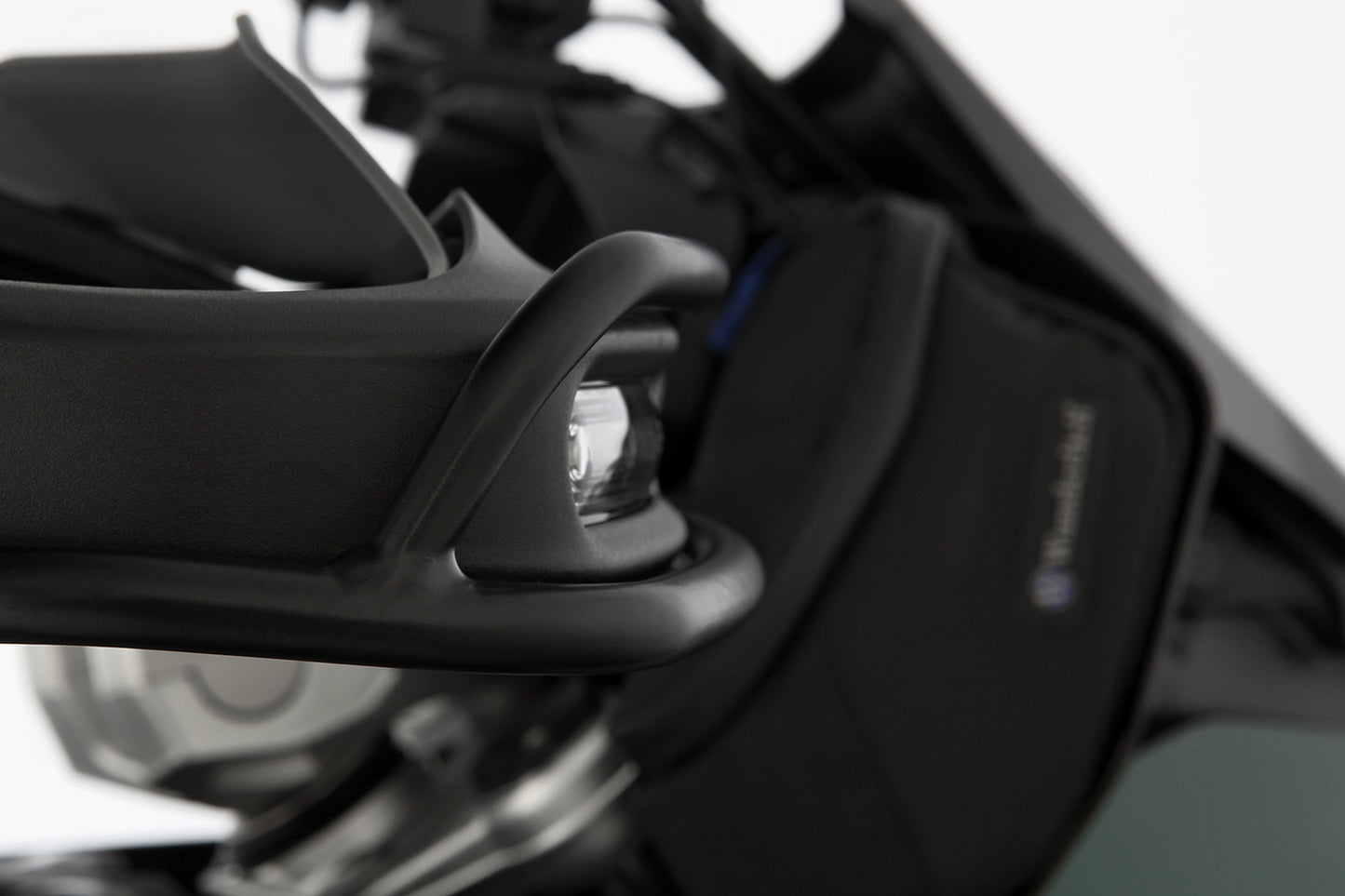 Wunderlich indicator and handlebar protection for the R 1300 GS and GS Adventure image 4