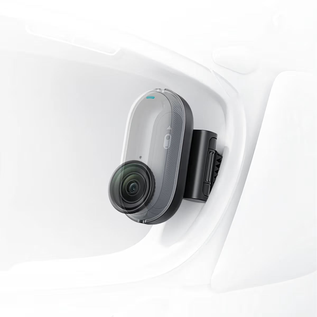 nsta360 GO 3S Action Camera - Motorcycle POV Bundle image 8