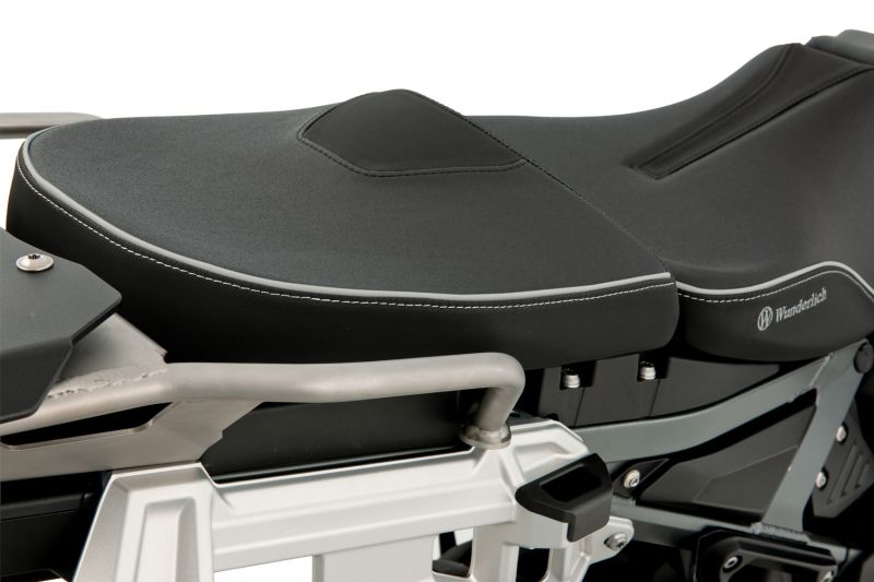 AKTIVKOMFORT Passenger Seat with Plug & Play Seat Heating R 1300 GS ADV - Black image 1