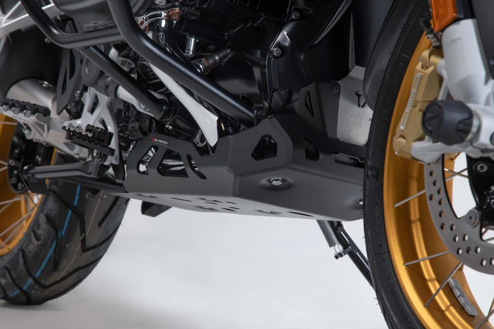 SW-MOTECH Engine guard BMW R 1250 GS - Black image 1