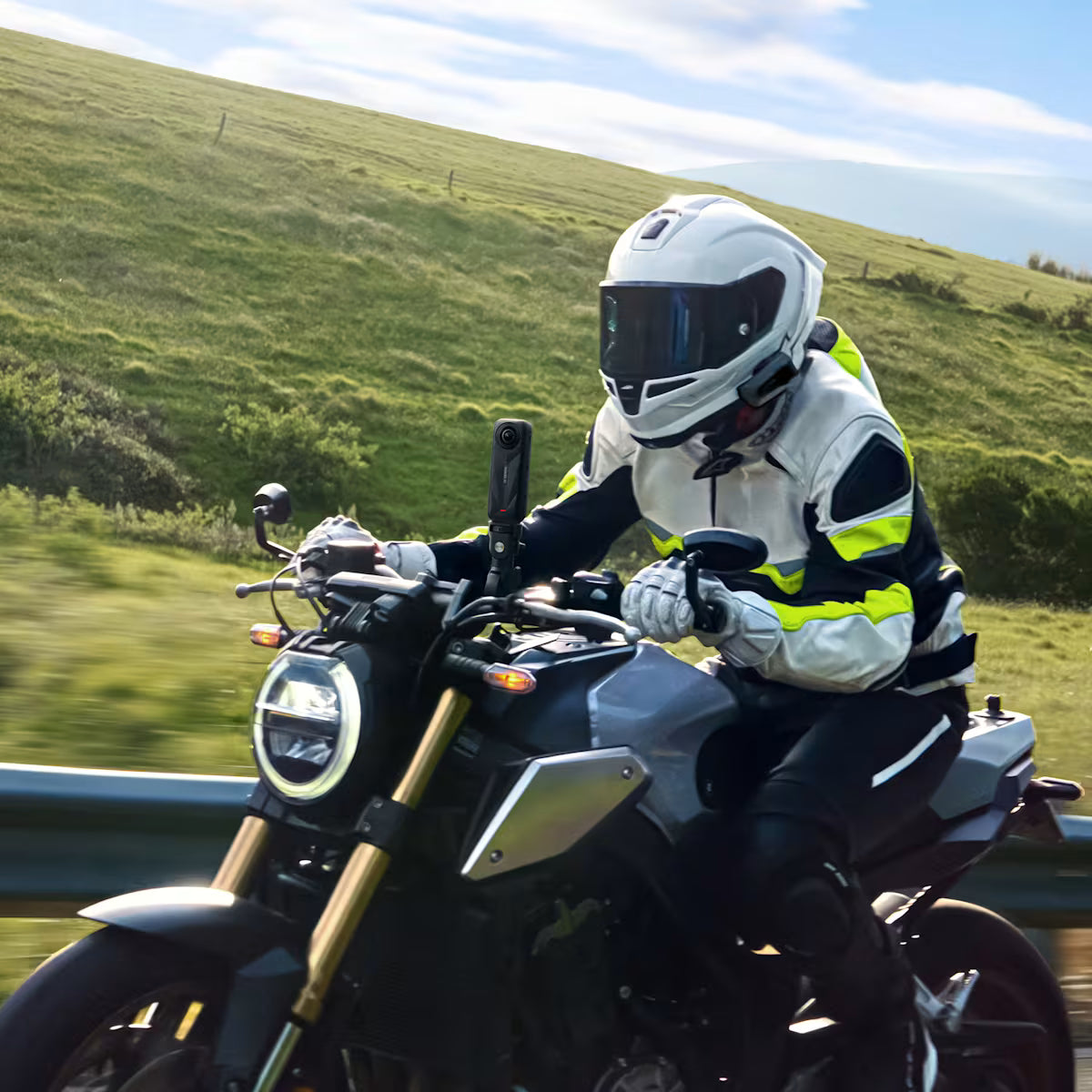 Insta360 X5 Action Camera - Motorcycle Bundle image 2