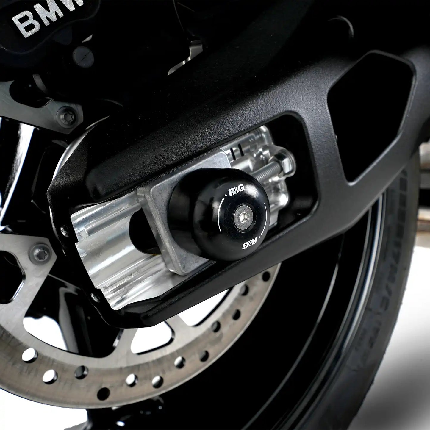 R&G Swingarm Protectors for BMW F800GS 24-/F750GS/F850GS image 2