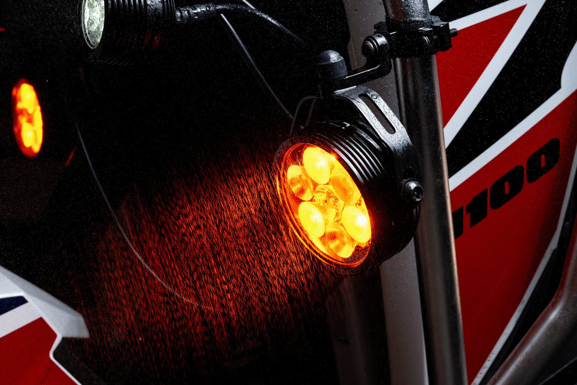 Exposure Radial 7 lighting adapting to conditions