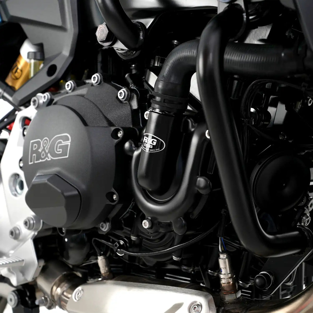 R&G Race Series Engine Case Cover (RHS - Waterpump) - F 900 R / F 900 XR / F 900 GS