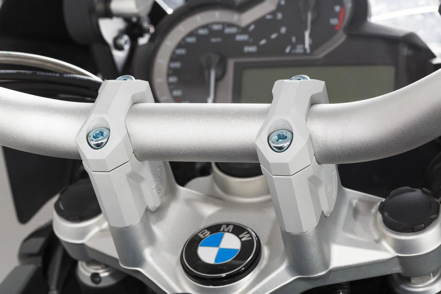 SW-MOTECH Bar riser H=40 mm BMW R1200GS LC  Adv - Silver image 1