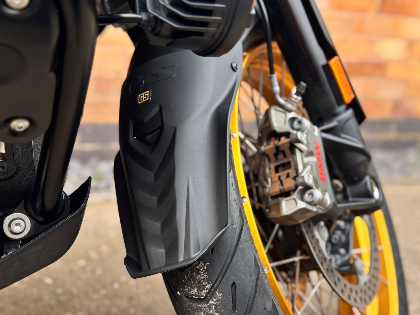 GS  *NEW* Front Mudguard Fender Extender BMW R1300GS - Adv image 0
