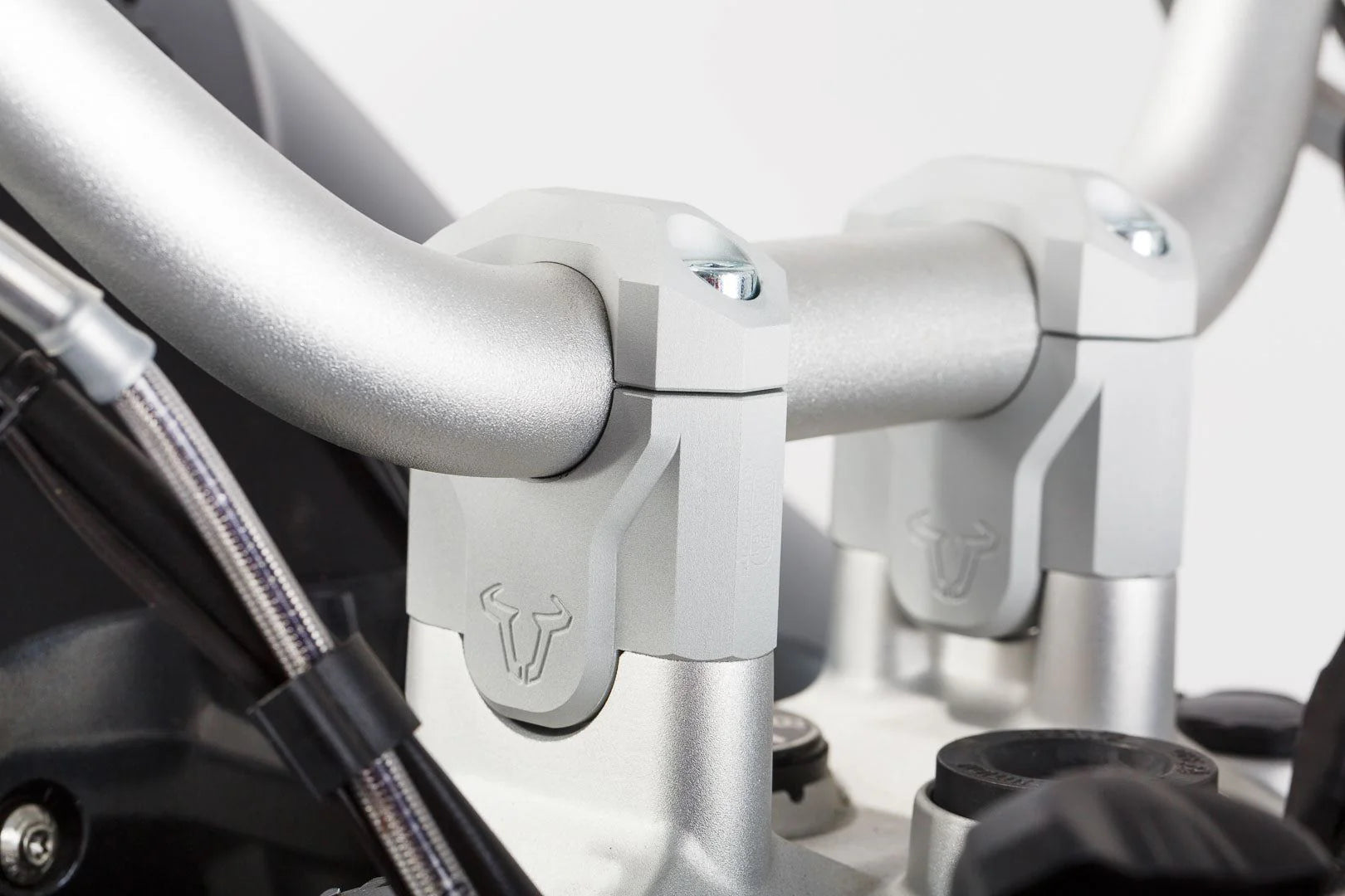 SW-MOTECH Bar riser H=40 mm BMW R1200GS LC  Adv - Silver image 2