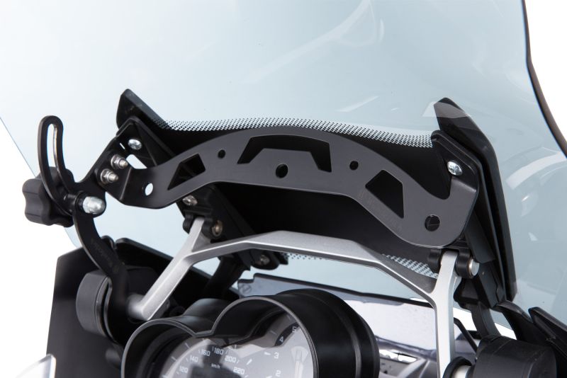 Additional windshield reinforcement - black image 2