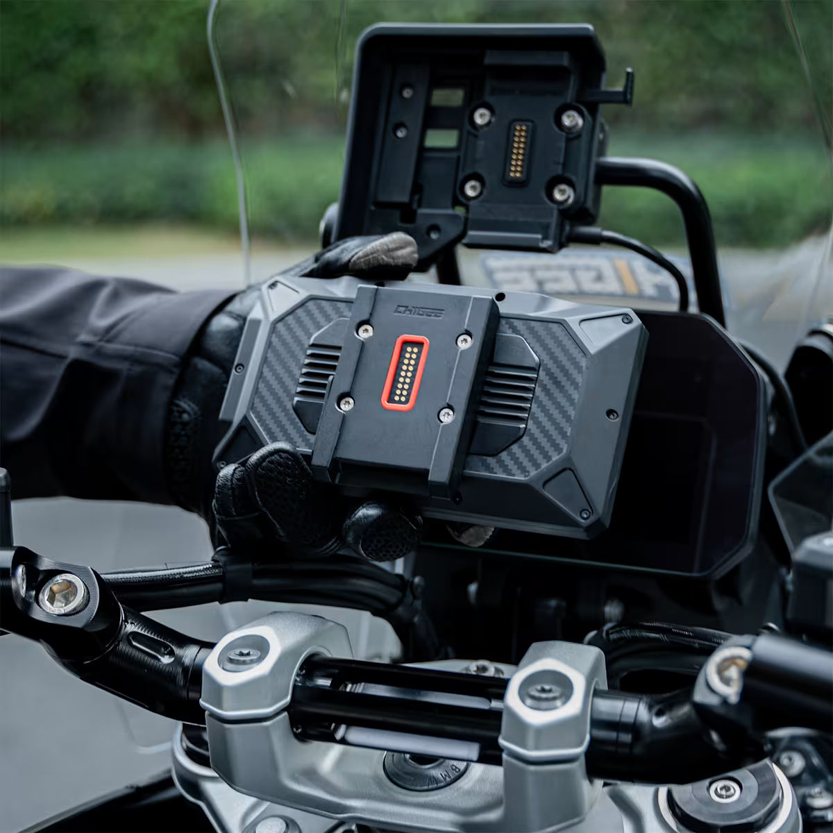 Chigee Quick Release Module - BMW image 1