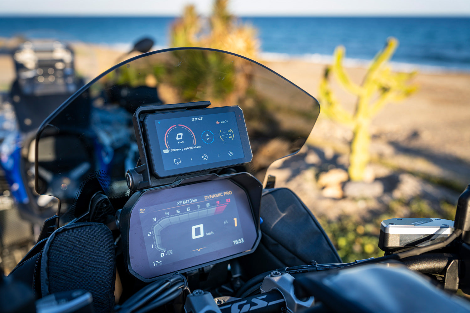 Wunderlich Glare shield for Cockpit TFT 6.5 inch - Connectivity Display - black image 3