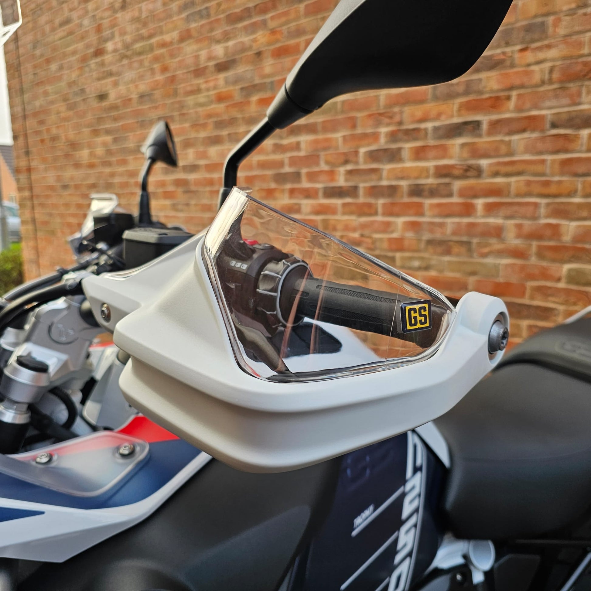 GS Handguard Hand Extender - Pair image 2